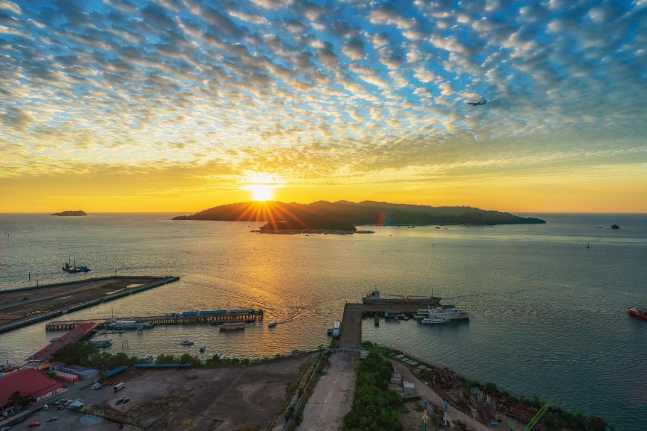 Full Seaview 2R1B Condo For 6Pax In Kota Kinabalu Zewnętrze zdjęcie